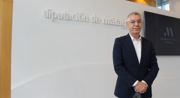 Con Málaga solicita la creación de una red pública andaluza de hospitales sociosanitarios
