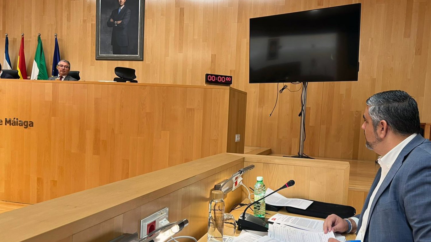 El PSOE consigue la unanimidad para reclamar a la Junta la llegada del metro a Rincón de la Victoria