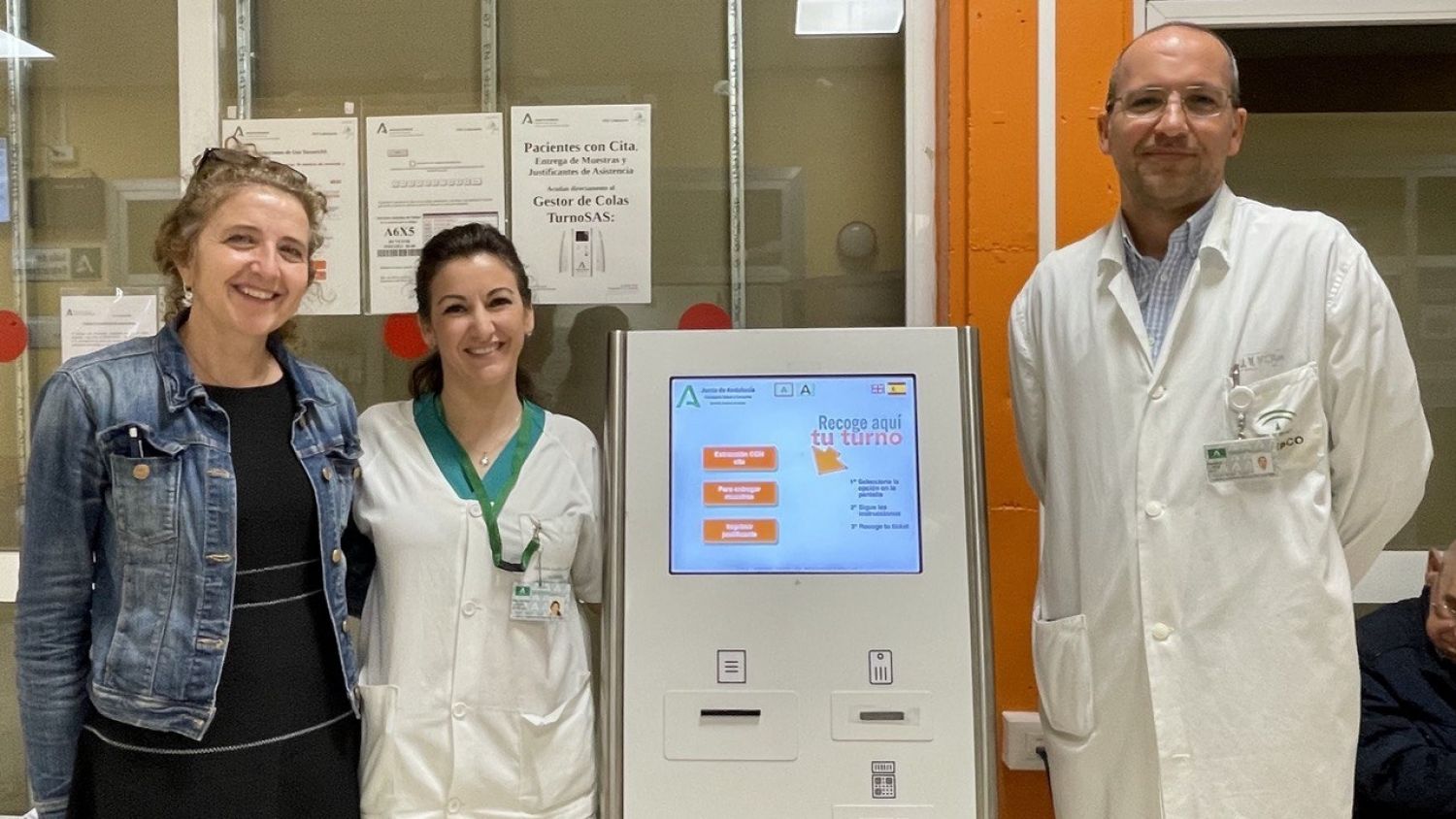 Más de 250 pacientes al día se benefician del gestor de turno del área de Extracciones en el Hospital Clínico de Málaga