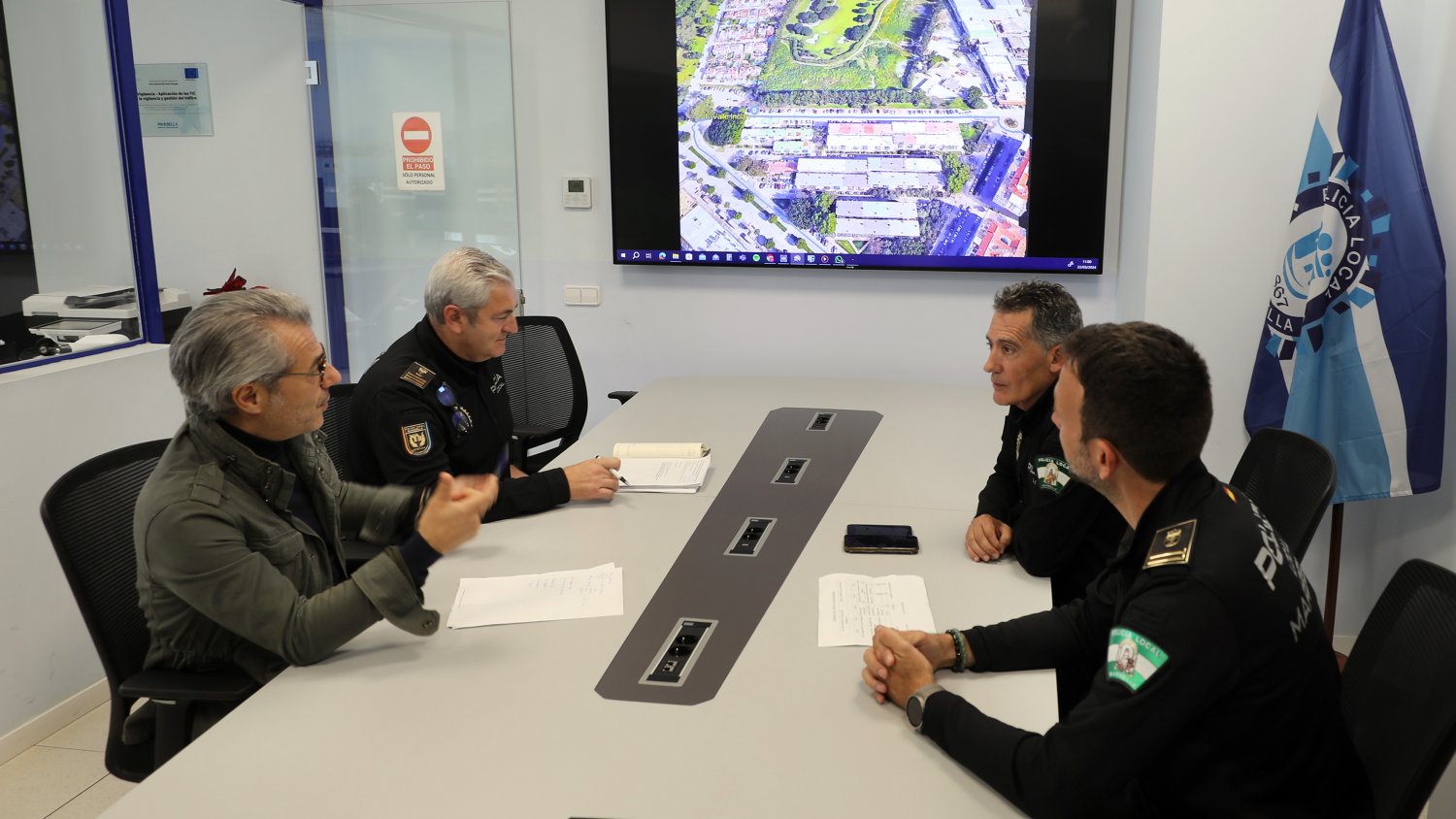 Cerca de 400 efectivos velan por la seguridad en Marbella durante la Semana Santa 