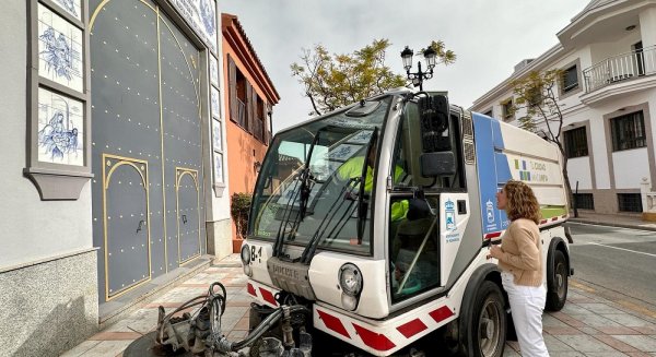 Fuengirola establece un dispositivo especial de Limpieza en Semana Santa con el refuerzo de 21 operarios