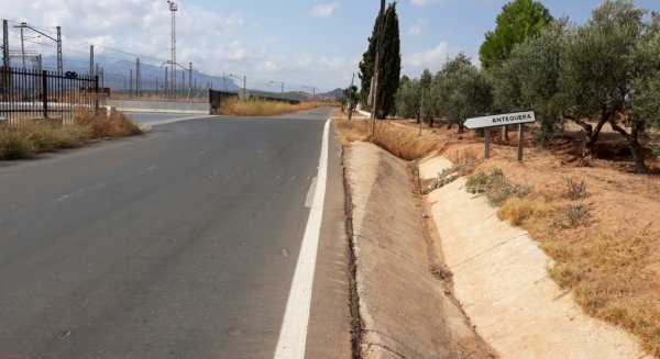 La Diputación de Málaga invierte 270.000 euros en la travesía de Bobadilla Estación