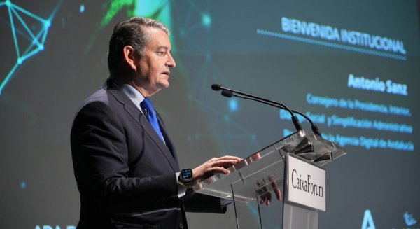 La Junta ahorra 125 millones de euros con la supresión de certificados en papel 