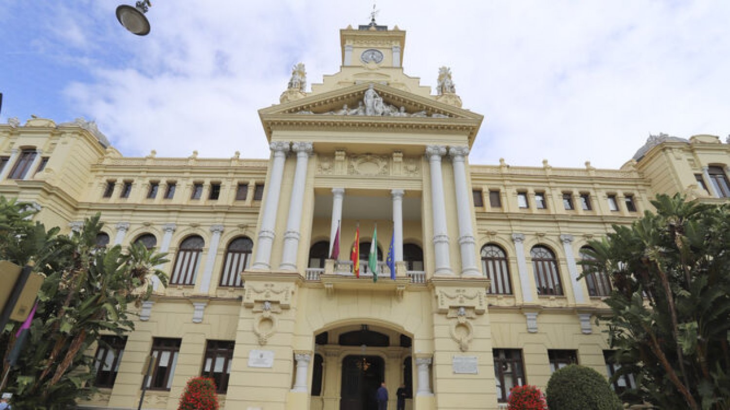El Ayuntamiento de Málaga cierra 2023 con 39 millones menos de deuda interanual