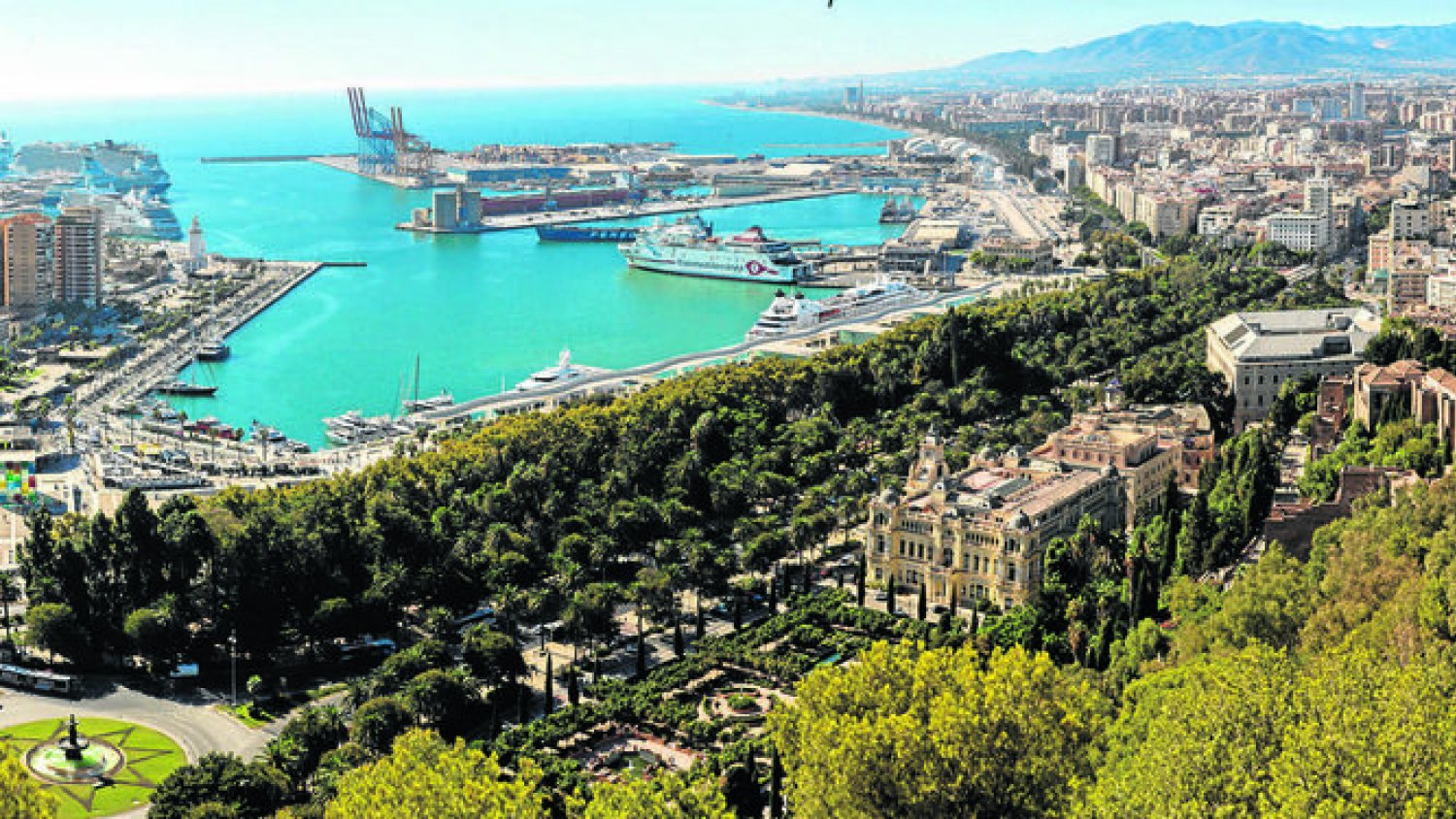 Málaga registra en febrero casi un 15% más en pernoctaciones hoteleras que en el mismo mes de 2023