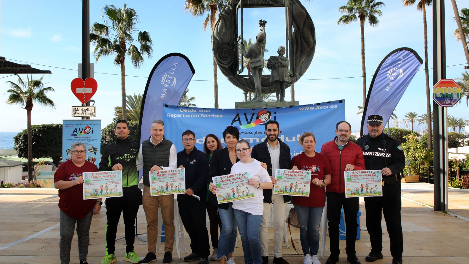 Marbella alberga la III Caminata Solidaria a beneficio de AVOI
