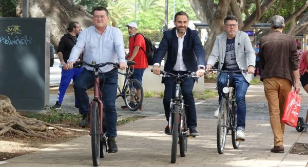 PSOE Málaga exige a De la Torre la construcción de un carril bici en el túnel de La Alcazaba