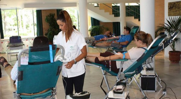 El Teatro Vicente Espinel de Ronda acoge una nueva campaña de donación de sangre y plasma