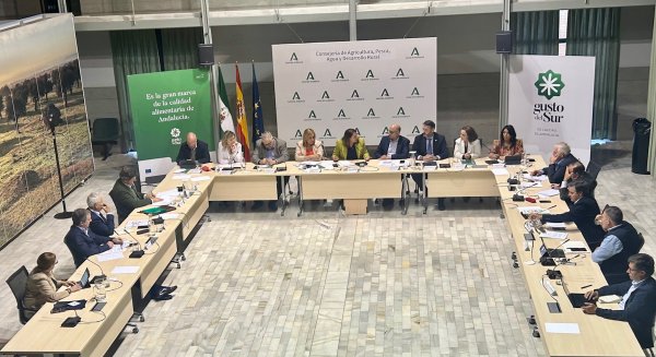 La Mesa de Interlocución aprueba un Paquete de Medidas de Impulso a la Agricultura y la Ganadería de Andalucía