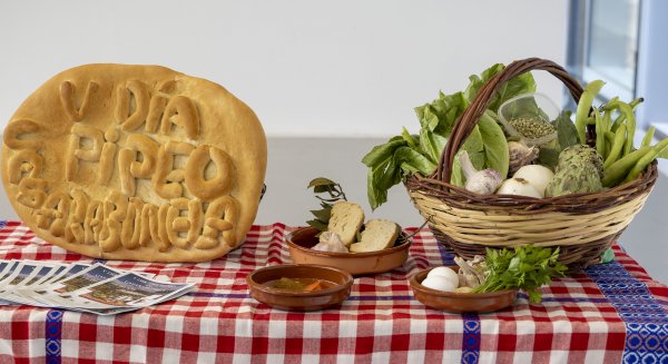 Casarabonela celebra su V Día del Pipeo para rendir homenaje a su plato más tradicional