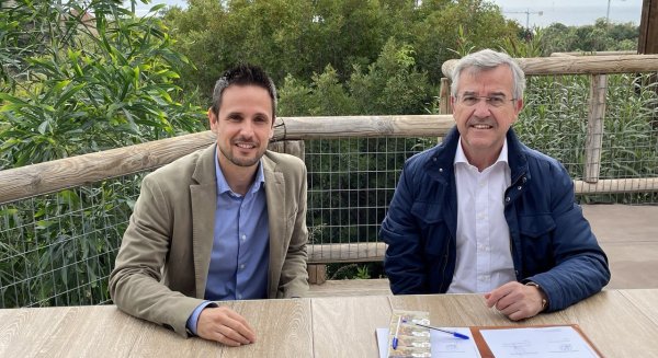 Estepona entrega invitaciones a todos los empadronados para visitar el Parque Selwo Aventura