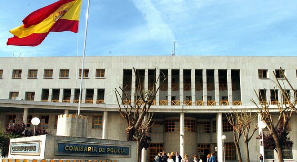 La Comisaría de Policía Nacional de Málaga recibe la Medalla de la Ciudad y es nombrada Hija Adoptiva 