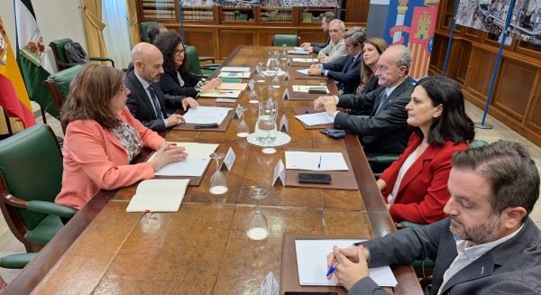 El Gobierno informa al Ayuntamiento de Málaga sobre la ampliación a tres carriles la MA-20 entre Torremolinos y Málaga