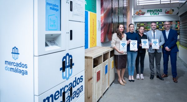 El Ayuntamiento de Málaga despliega wifi de libre acceso en los 15 mercados municipales 