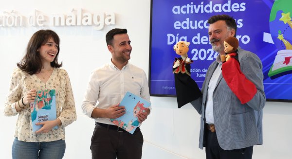 Diputación de Málaga celebra el Día del Libro en colegios con representaciones de títeres y una publicación ilustrada