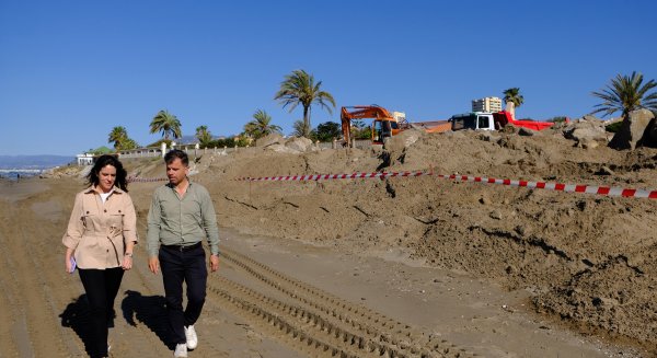 Marbella recupera cerca de 2.000 metros cuadrados de playa en la zona de Hacienda de Las Chapas