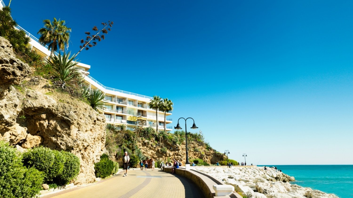 La Junta resuelve conceder a Torremolinos la calificación de Municipio Joven de Andalucía