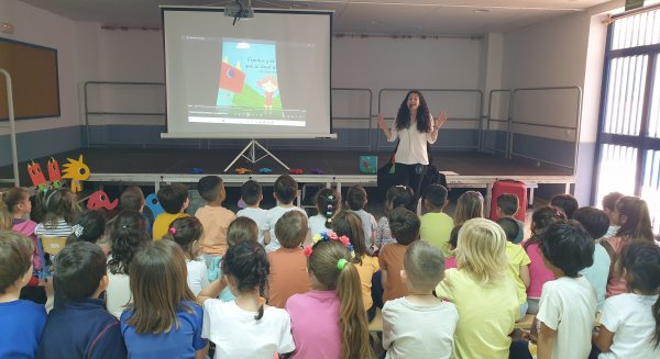 425 alumnos de Infantil de Rincón de la Victoria participan en los talleres `Pepuka´ sobre Violencia de Género 