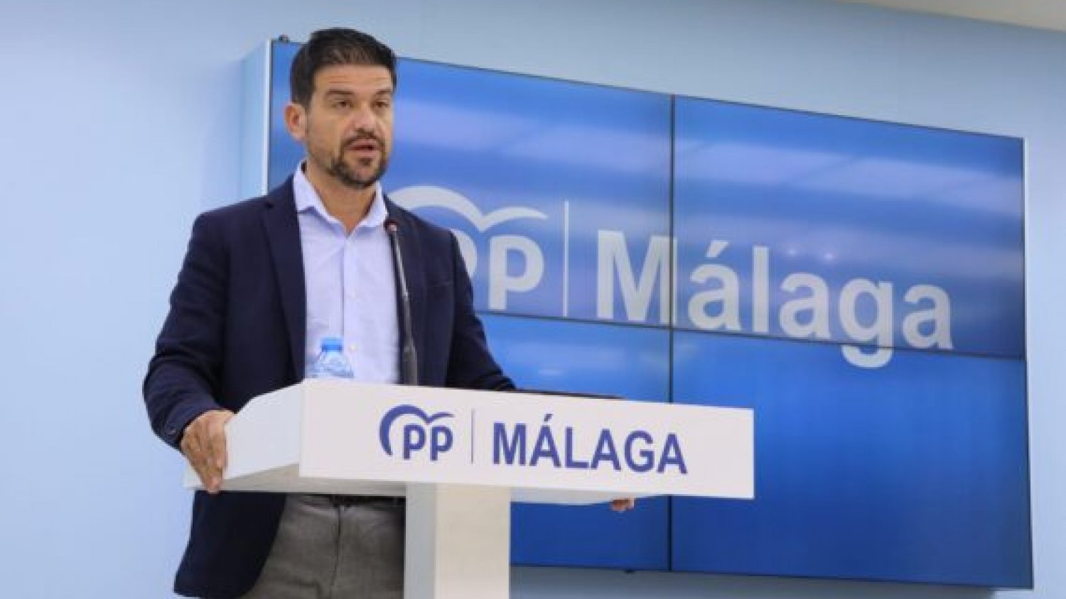 El PP de Málaga denuncia que el desgobierno de Sánchez lleva a los ayuntamientos a la parálisis económica 