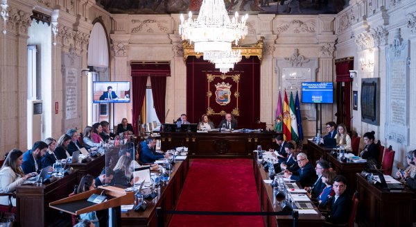 El Pleno del Ayuntamiento de Málaga aprueba las nuevas tarifas de Emasa tras ocho años de congelación 