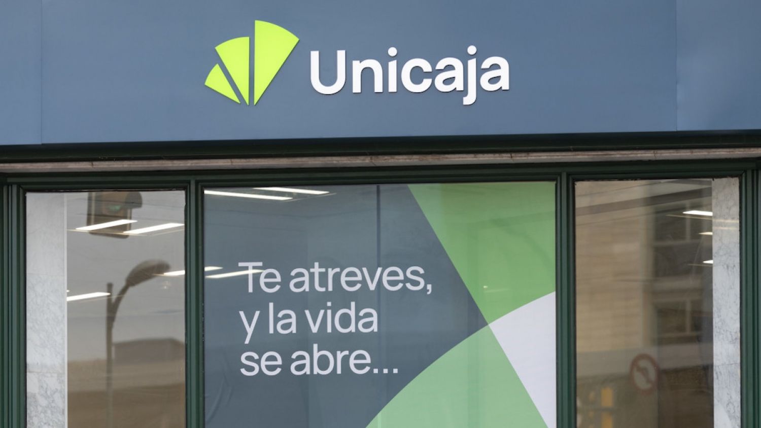 Unicaja triplica su beneficio hasta los 111 millones, impulsado por el negocio core bancario