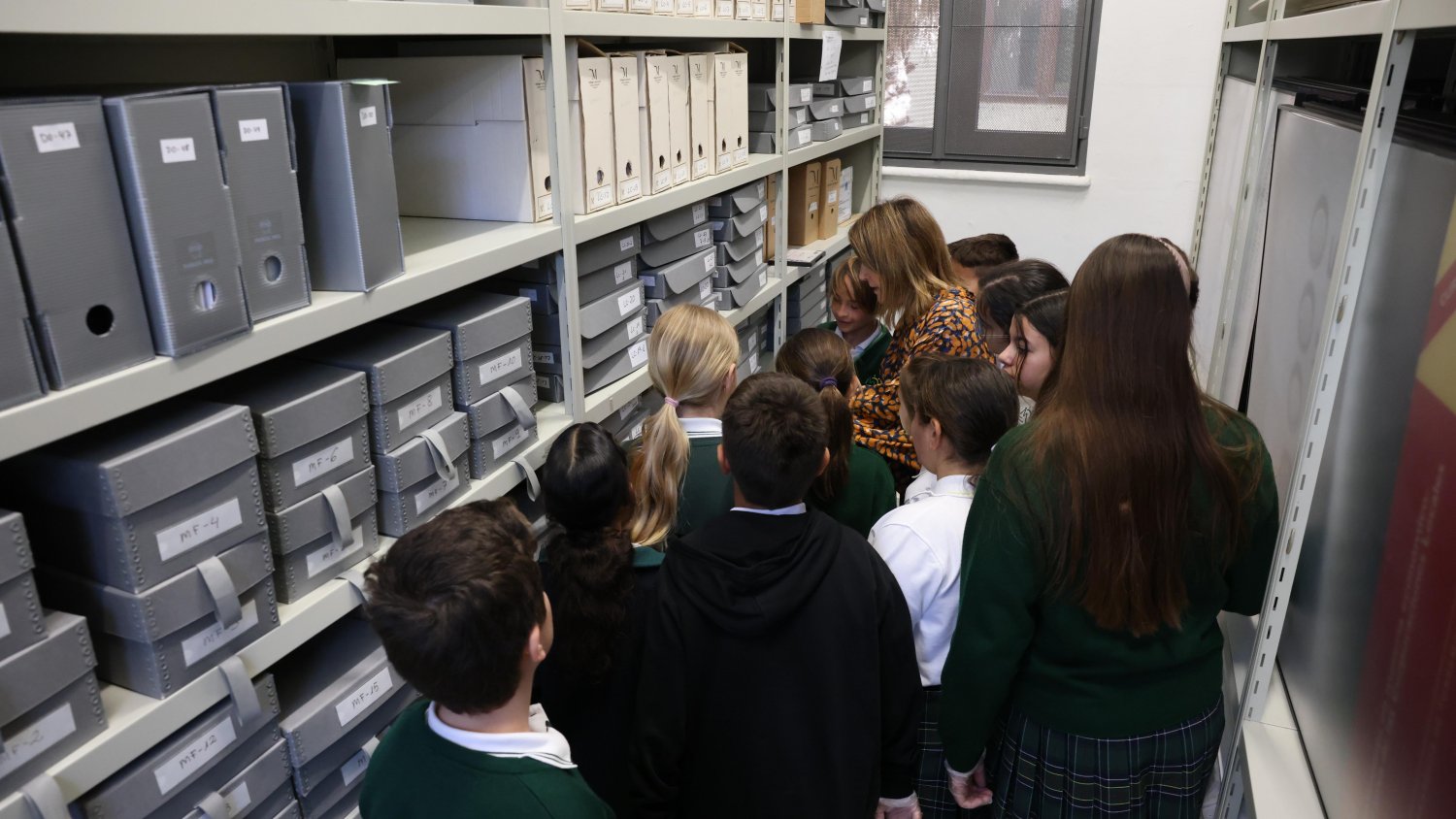 La Diputación de Málaga acerca el patrimonio documental de la provincia a estudiantes de Primaria