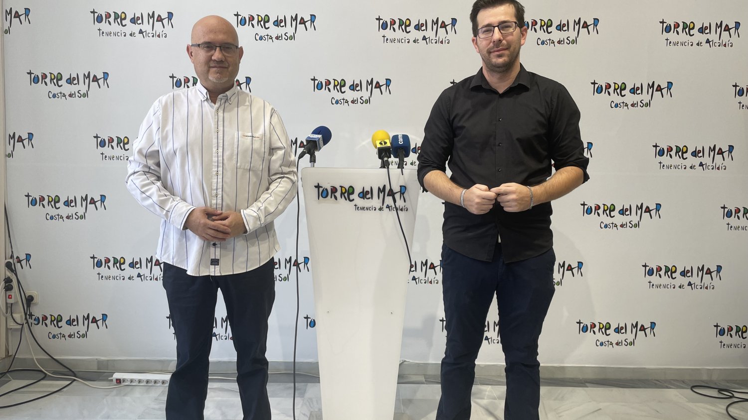 Torre del Mar inicia un servicio de wifi gratuito en sus playas que se extenderá al litoral del municipio