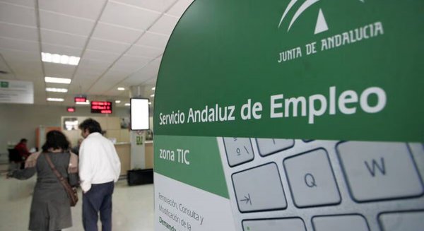 Málaga bate nuevo récord de empleo y termina abril con más de 710.000 trabajadores en activo 