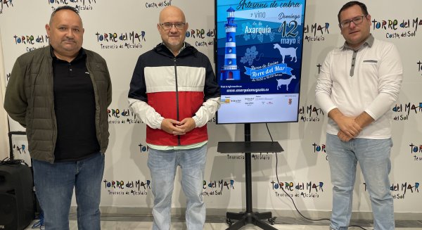 Torre del Mar celebra el Mercado de Queso Artesano de Cabra Malagueña y Vino de la Axarquía