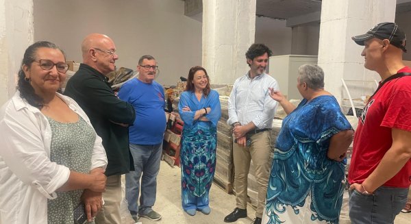 La Diputación de Málaga apoya un proyecto de la asociación 'Nada es imposible' para formación digital de mayores