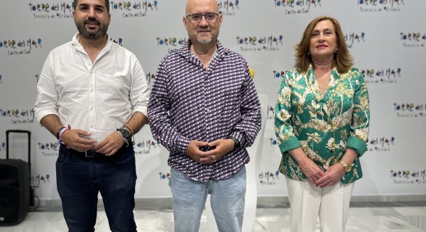 Nuevas Tecnologías y Comercio instalan wifi gratuito en el Mercado de Minoristas de Vélez-Málaga
