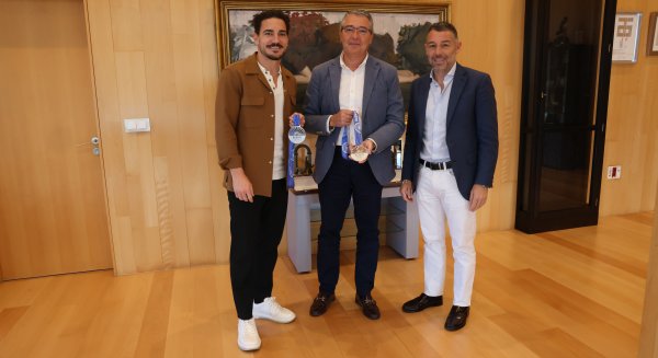 Diputación de Málaga felicita al karateca Damián Quintero, que suma dos medallas de plata en el Europeo