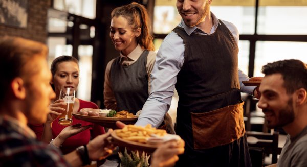 Más de 1.000 vacantes para cubrir puestos de trabajo en los hoteles de la Costa del Sol 