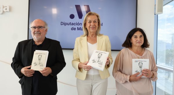 La Diputación de Málaga colabora con la impresión de 300 ejemplares del libro de poesía popular 'El Piyaya'