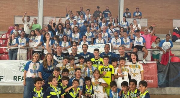 El benjamín y el alevín del Playas de Torremolinos conquistan el Campeonato de Andalucía de fútbol sala