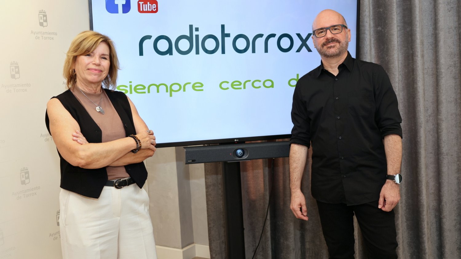 Comienza la nueva programación de la emisora municipal Radio Torrox