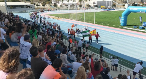 312 alumnos de 13 centros educativos de Estepona participan en la Final de Atletismo Escolar 2023-24