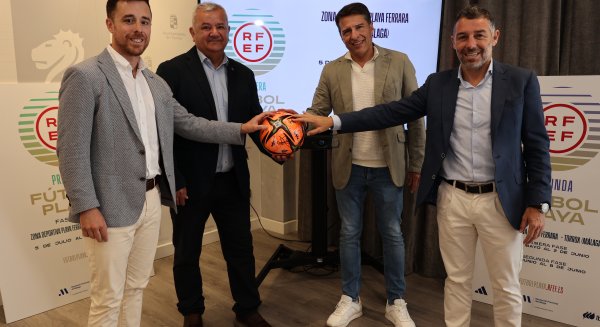 Medio centenar de equipos se dan cita en Torrox durante los Campeonatos Nacionales de Fútbol Playa