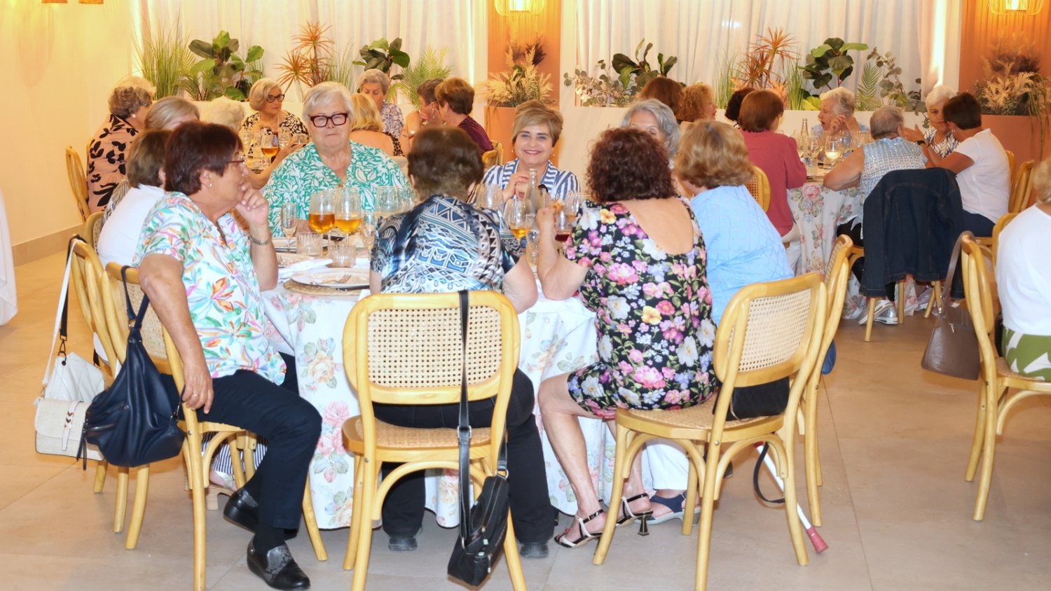 Asociaciones de mujeres de Torrox celebran una jornada de convivencia