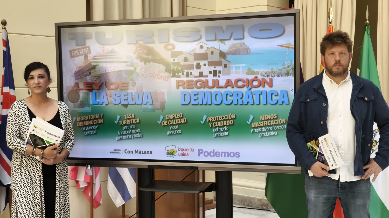 Con Málaga reclama una “regulación democrática del turismo frente a la ley de la selva”