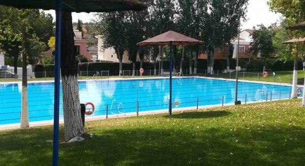 La Costa del Sol Occidental obtiene la autorización excepcional para el rellenado de piscinas este verano