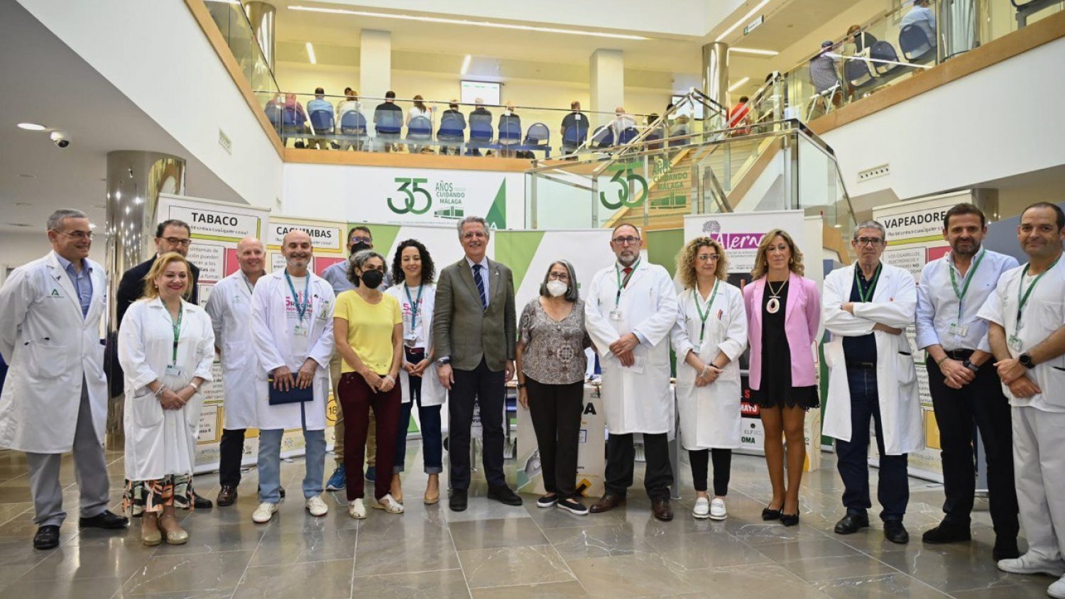 El Hospital Clínico de Málaga realiza pruebas para medir la capacidad respiratoria en usuarios fumadores 