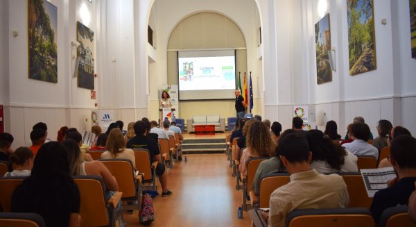Cerca de 400 personas asisten a La Noria en Málaga para conocer los 25 proyectos de emprendimiento social