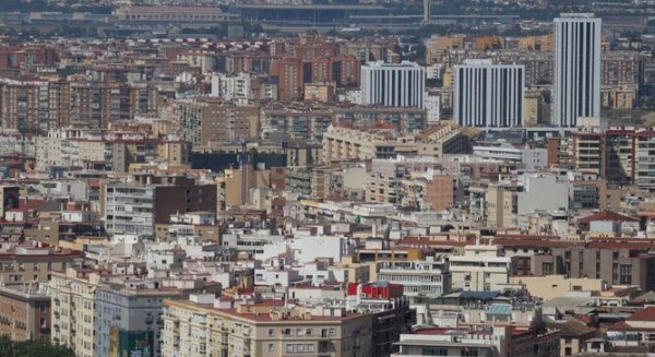 Málaga supera la media nacional en el importe de hipotecas y aumenta el interés en préstamos