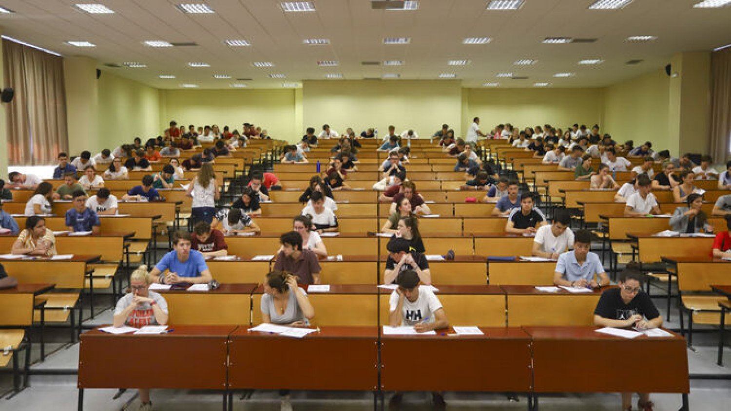 9.542 estudiantes malagueños han comenzado hoy la Prueba de Acceso a la Universidad (PEvAU)