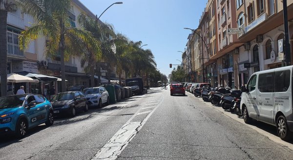El Ayuntamiento de Rincón de la Victoria contrata las obras de asfaltado en la avenida del Mediterráneo