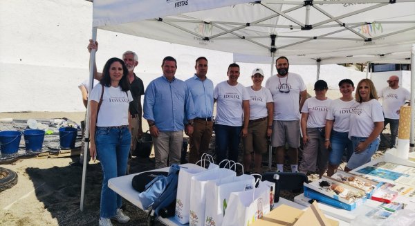 El Ayuntamiento de Mijas realiza una limpieza de playa y fondo marino por el Día Mundial del Medio Ambiente 