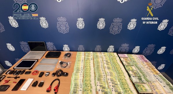 Desarticulado un grupo criminal asentado en Málaga y Alicante que robaba y falsificaba vehículos para su venta en países europeos