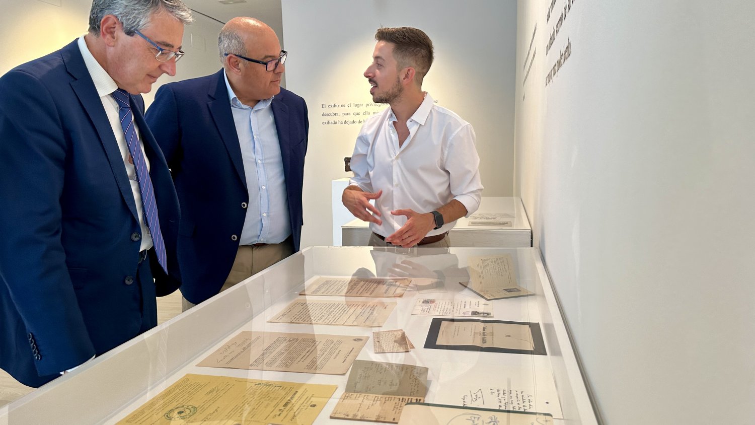 El CAC Francisco Hernández de Vélez-Málaga ofrece una exposición sobre el legado de María Zambrano