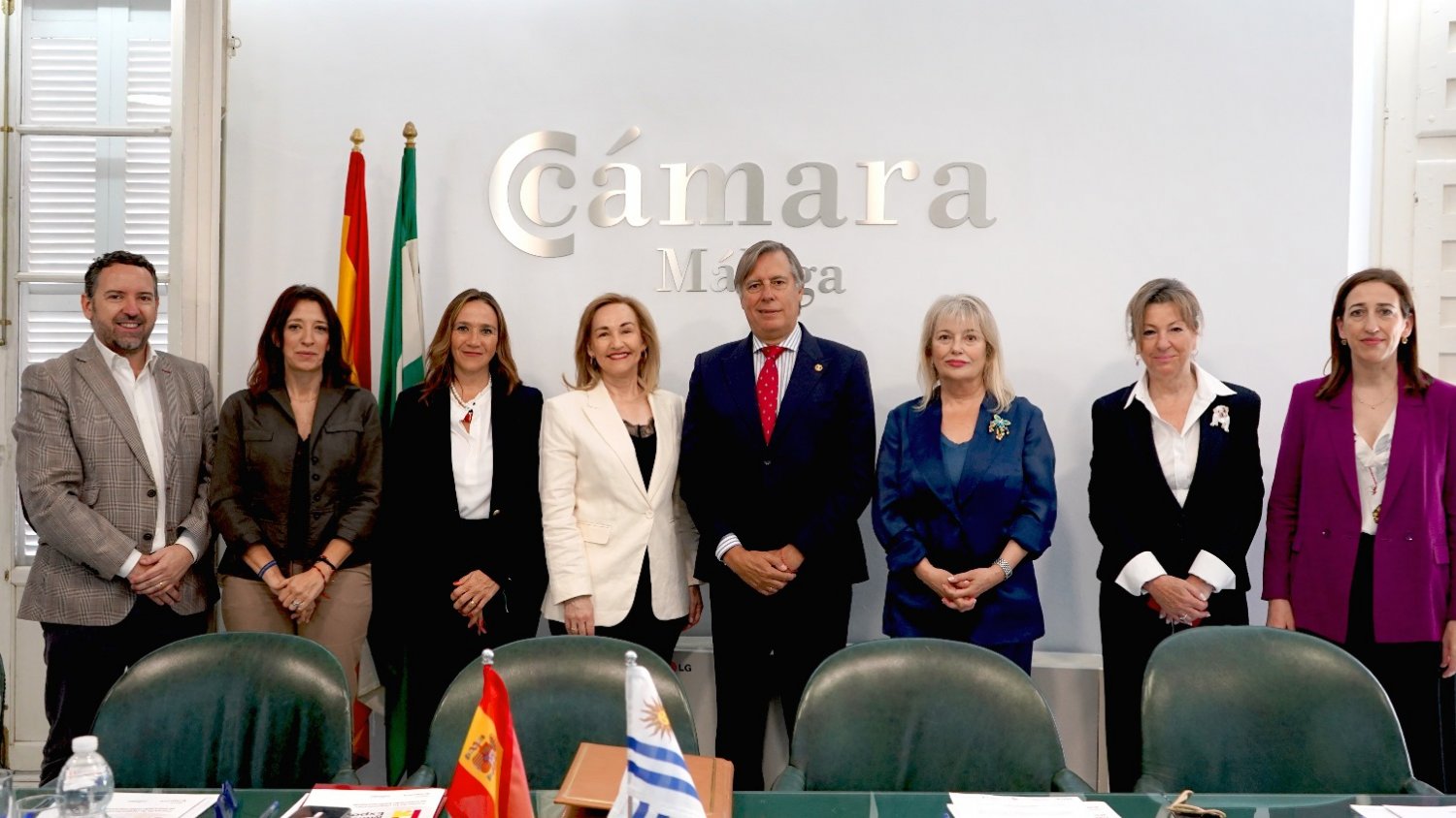 La embajadora de Uruguay visita la Cámara de Comercio de Málaga 